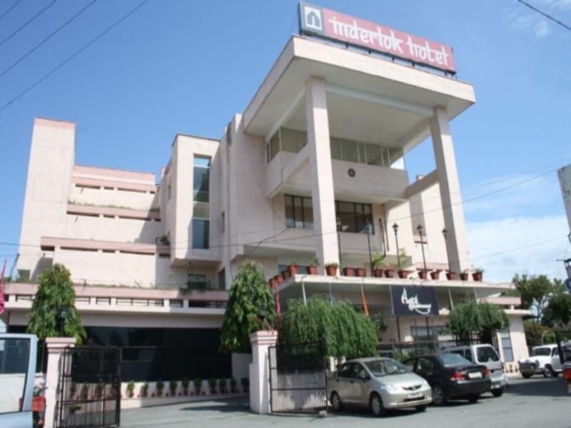 Inderlok Hotel Dehradun Exteriör bild