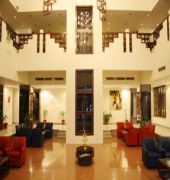 Inderlok Hotel Dehradun Exteriör bild